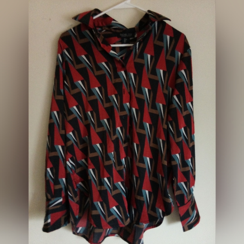 NWOT women's Rachel Zoe Geometric Patterned Button-Up Shirt Size S